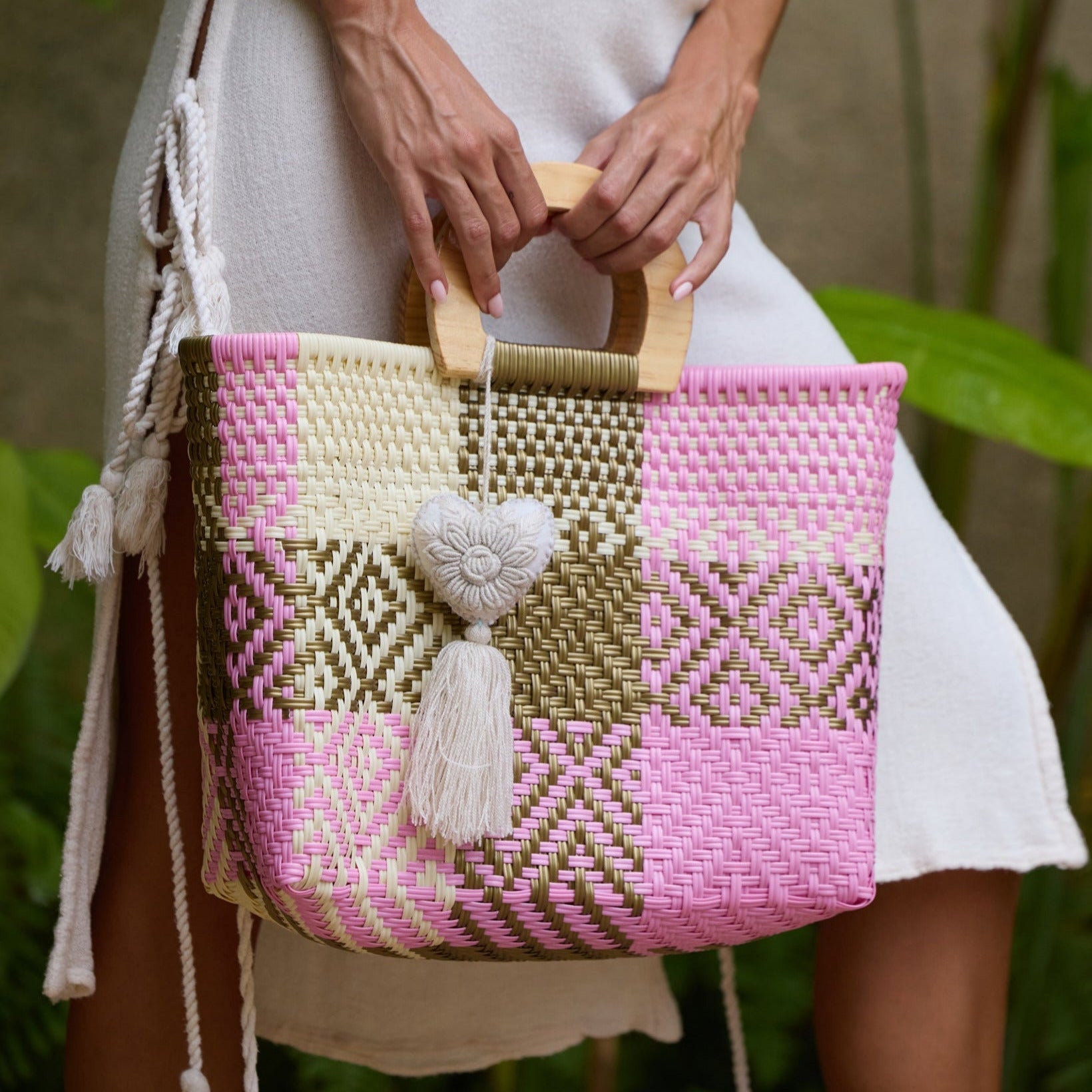 Arbol De Viento Handmade in Mexico Bag. Brand new condition. Original tags. Mexican Grocery Bag Market Bag Handwoven Bag – TheMexHub main image 4