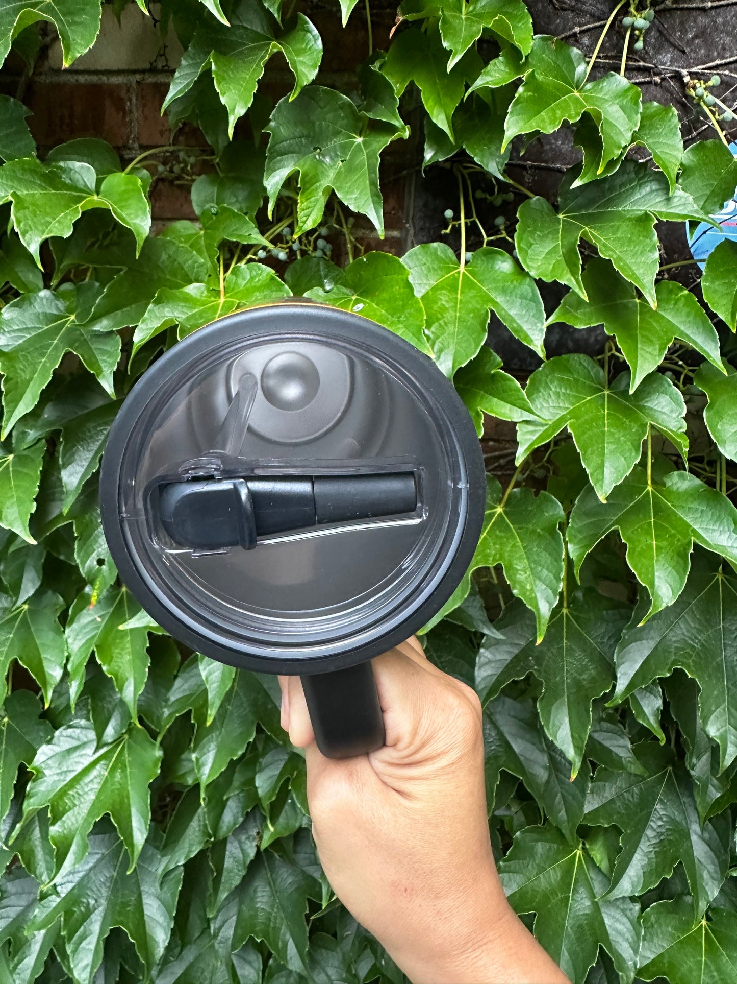 Mandilon tumbler for Mexican husband or Mexican dad. Funny Mexican mug for him. Stainless mug with flip straw