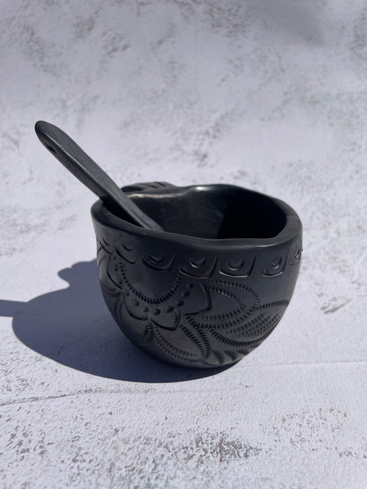Oaxaca Black Clay Heart Shaped Bowl with Spoon Tazón de Corazón Barro Negro