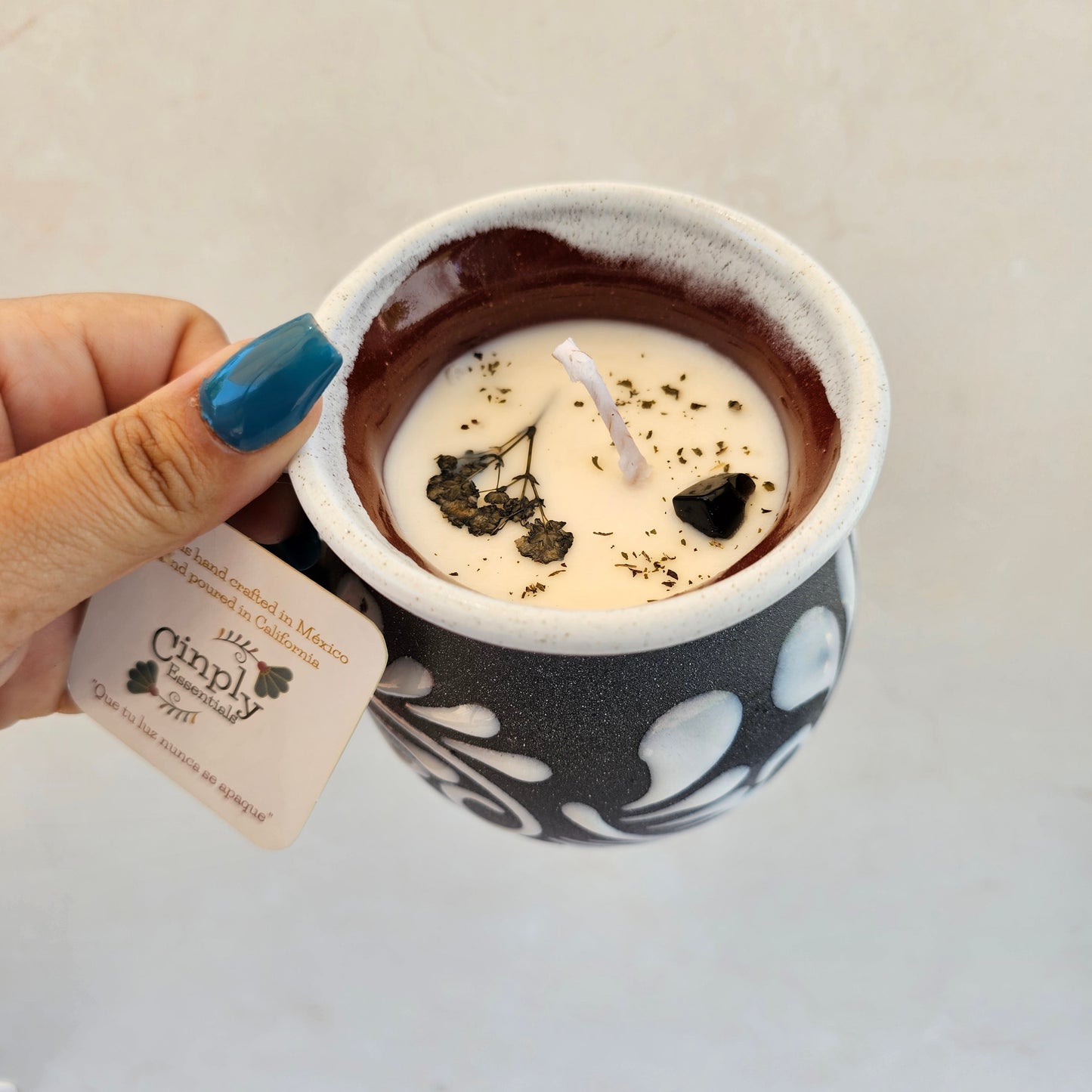 Gray & White Taza