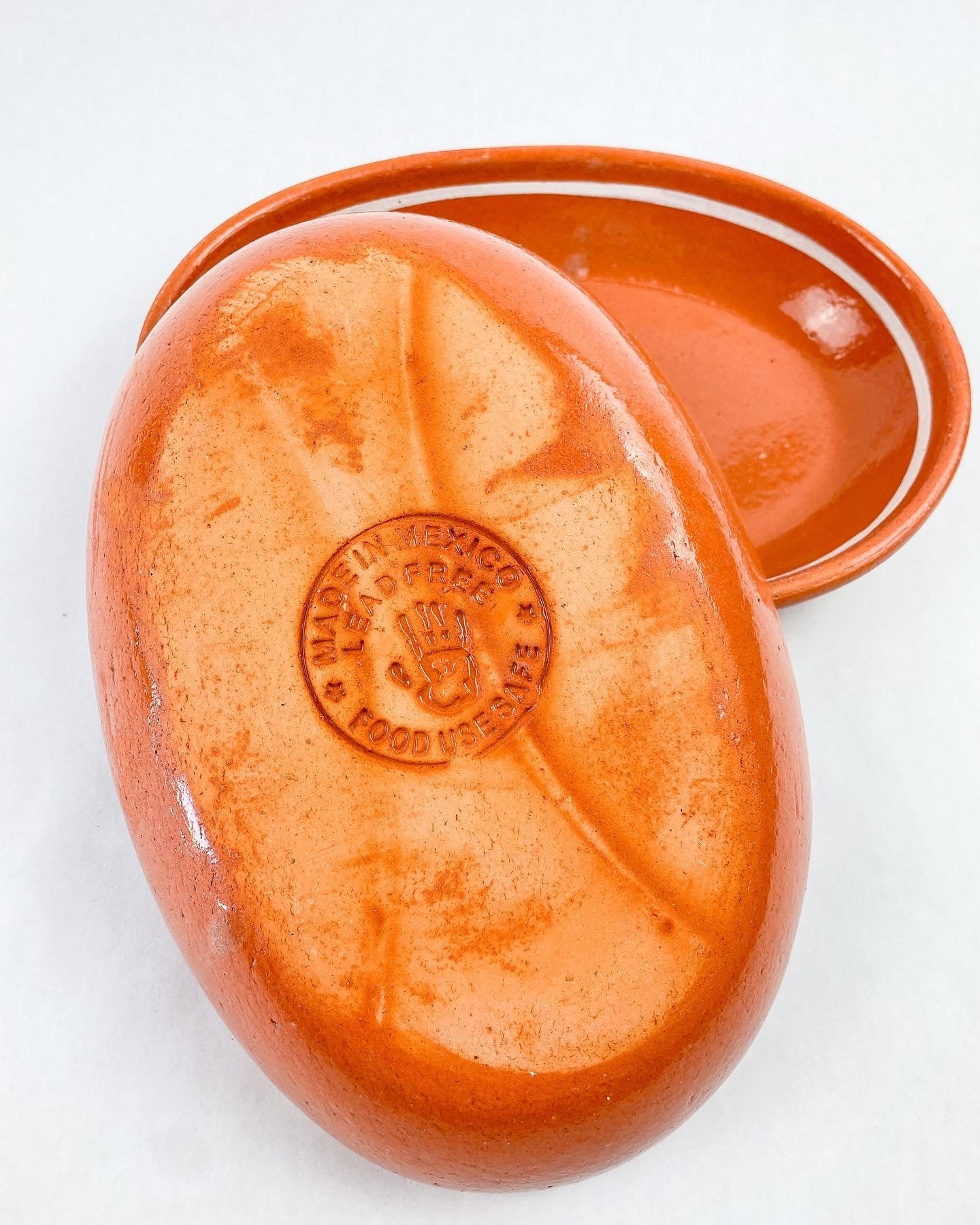 Mexican clay cookware and pots, showcasing traditional designs and craftsmanship, ideal for authentic Mexican cooking.