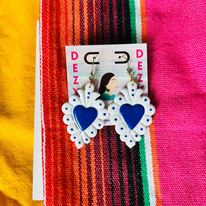 Sacred Hearts Blue And White - Aretes Corazon