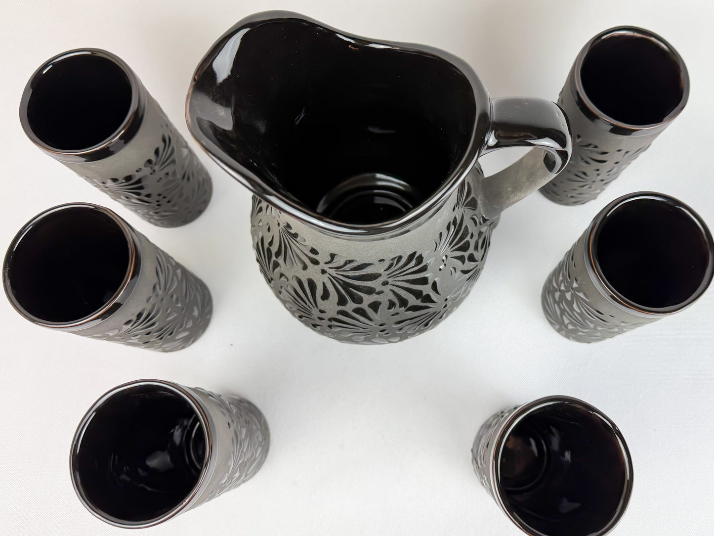 Black Talavera Pitcher Set Talavera Negra Jarra
