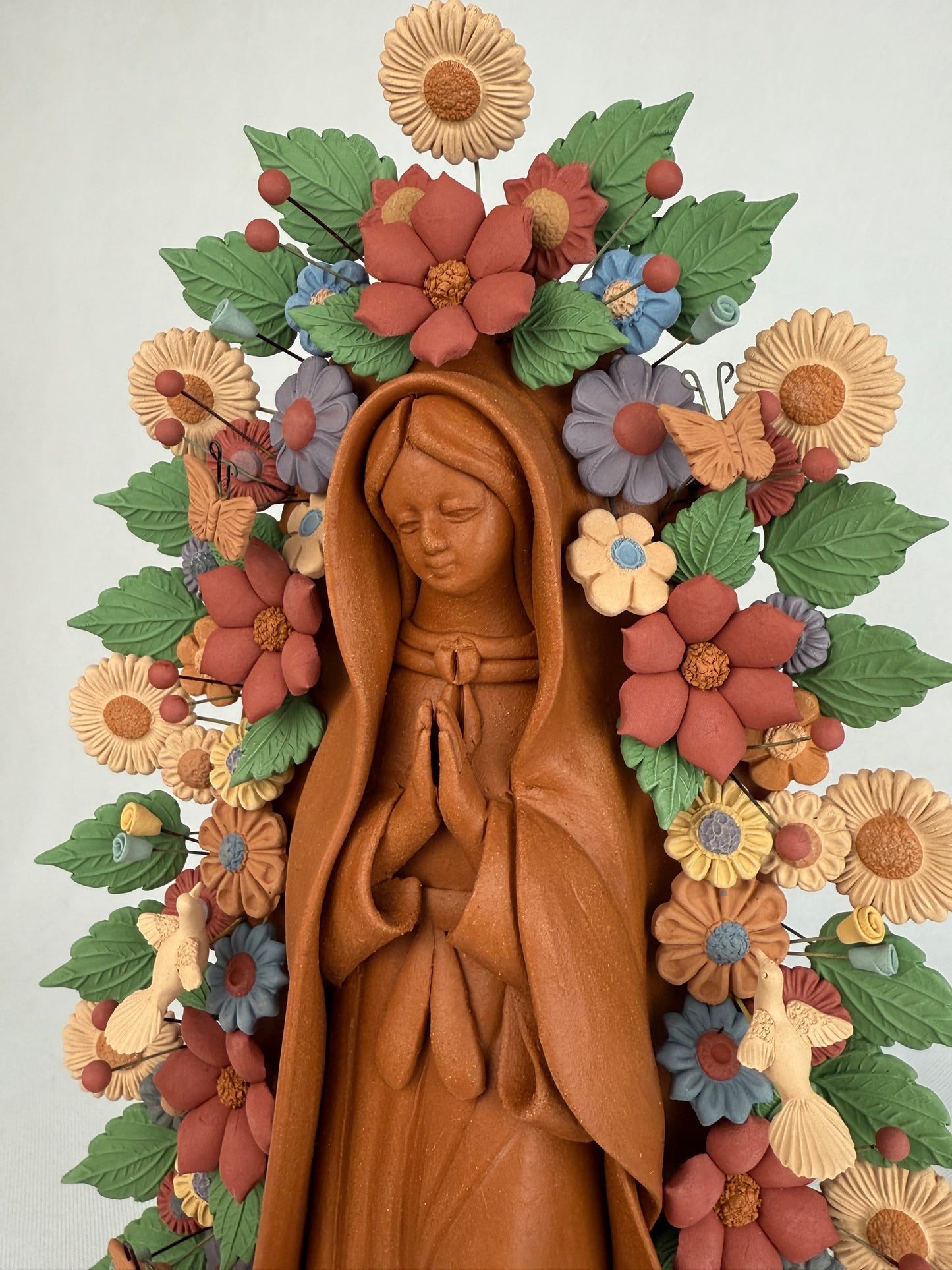Virgen Guadalupe de Barro Pastillaje Metepec Clay Virgin