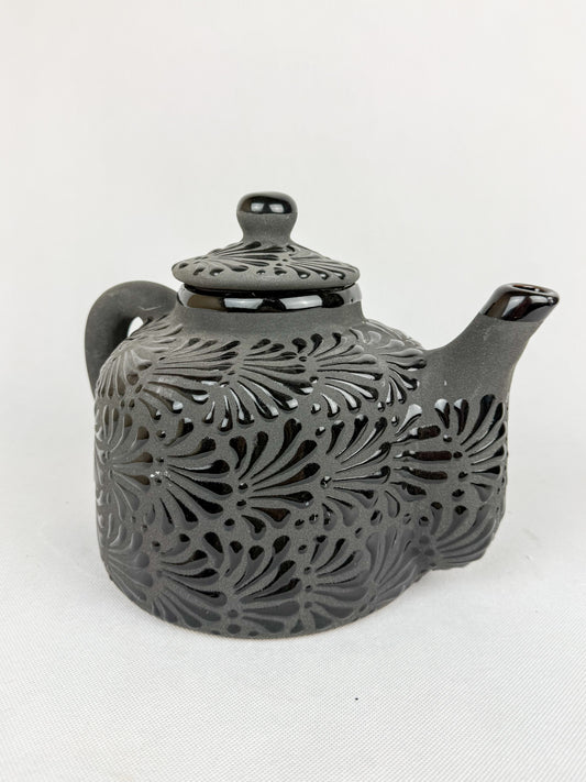 Mexican Talavera Style Tea Pot Coffee Pot Black- Tetera Barro Engobe