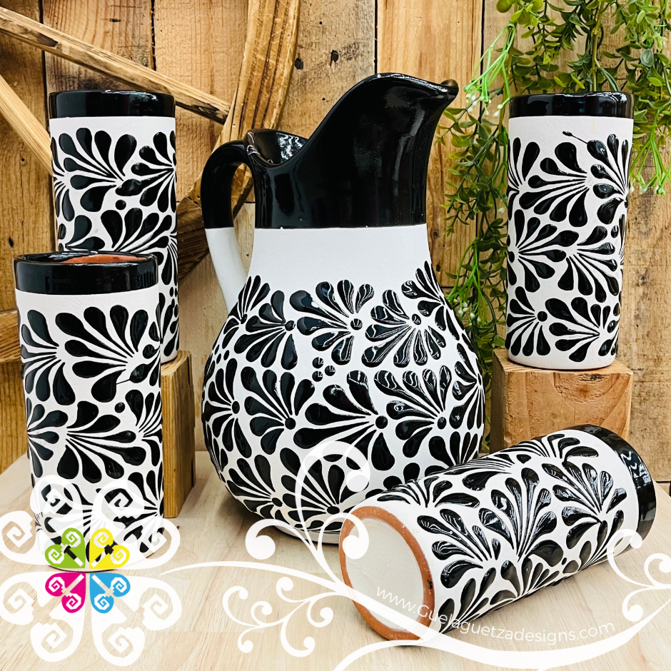 Engobe with Black Espiga Pato Pitcher Set - 4 Cups