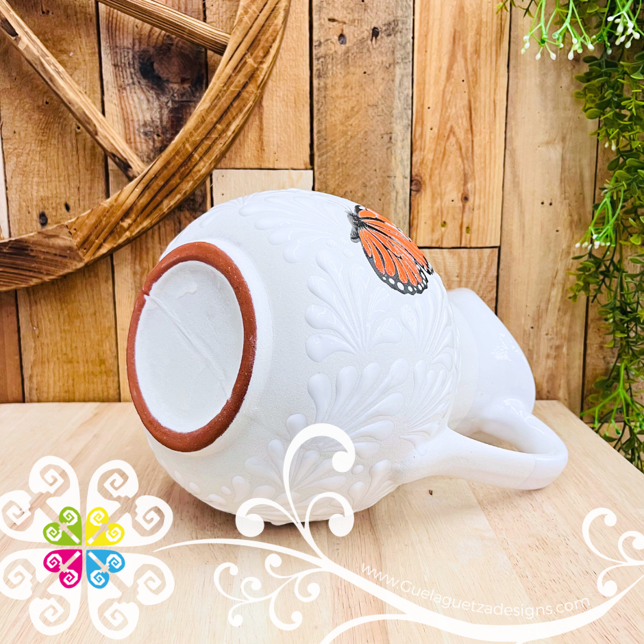 Monarch Butterfly White Large Clay Pitcher - Jarro de Barro Mariposa