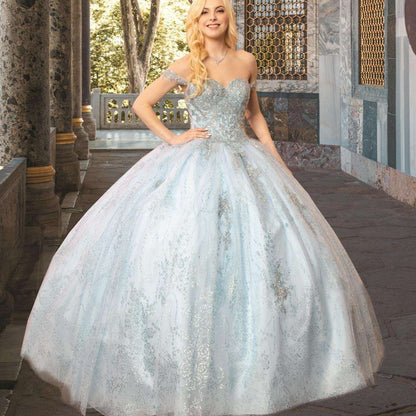 (LIVE 34) Fine gowns, weave dreamy tales.