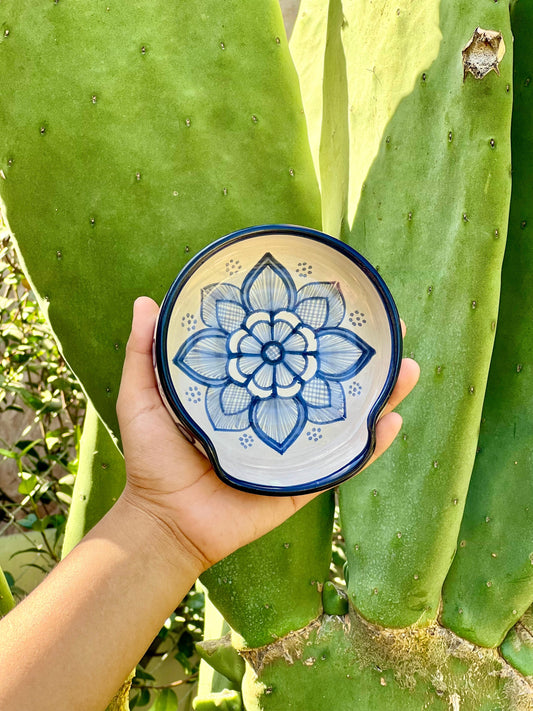 SPOON REST Mi Pedacito de México: Edición Azul Spoon Rest – Modern Mexican Homeware | Artesano Made, Non-Toxic | Nuestra Casita Co.