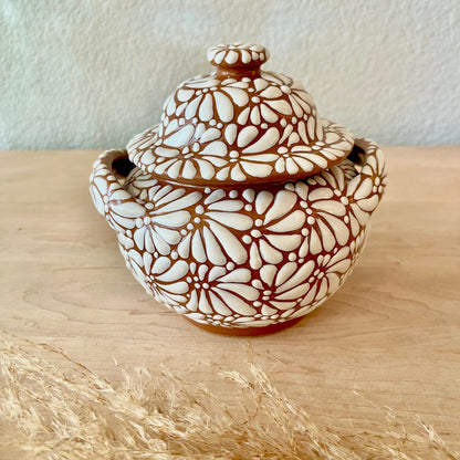 Talavera Sugar Bowl - Azucarera “Chata”