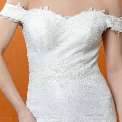 Elegant wedding dress