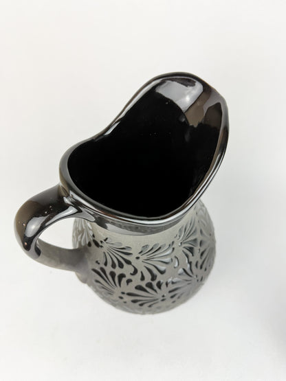Black Talavera Pitcher Set Talavera Negra Jarra