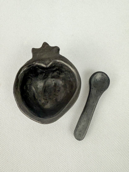 Oaxaca Black Clay Mini Heart Shaped Bowl with Spoon Tazón de Corazón Barro Negro