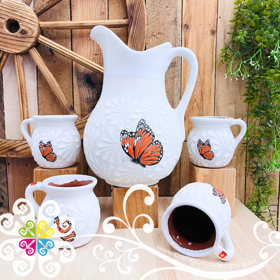 Mariposa Monarca White Espiga Pato Pitcher Set - 4 Mugs