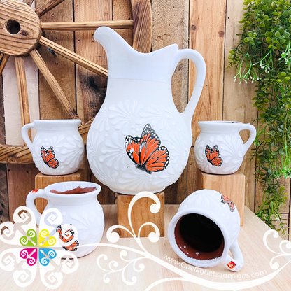 Mariposa Monarca White Espiga Pato Pitcher Set - 4 Mugs