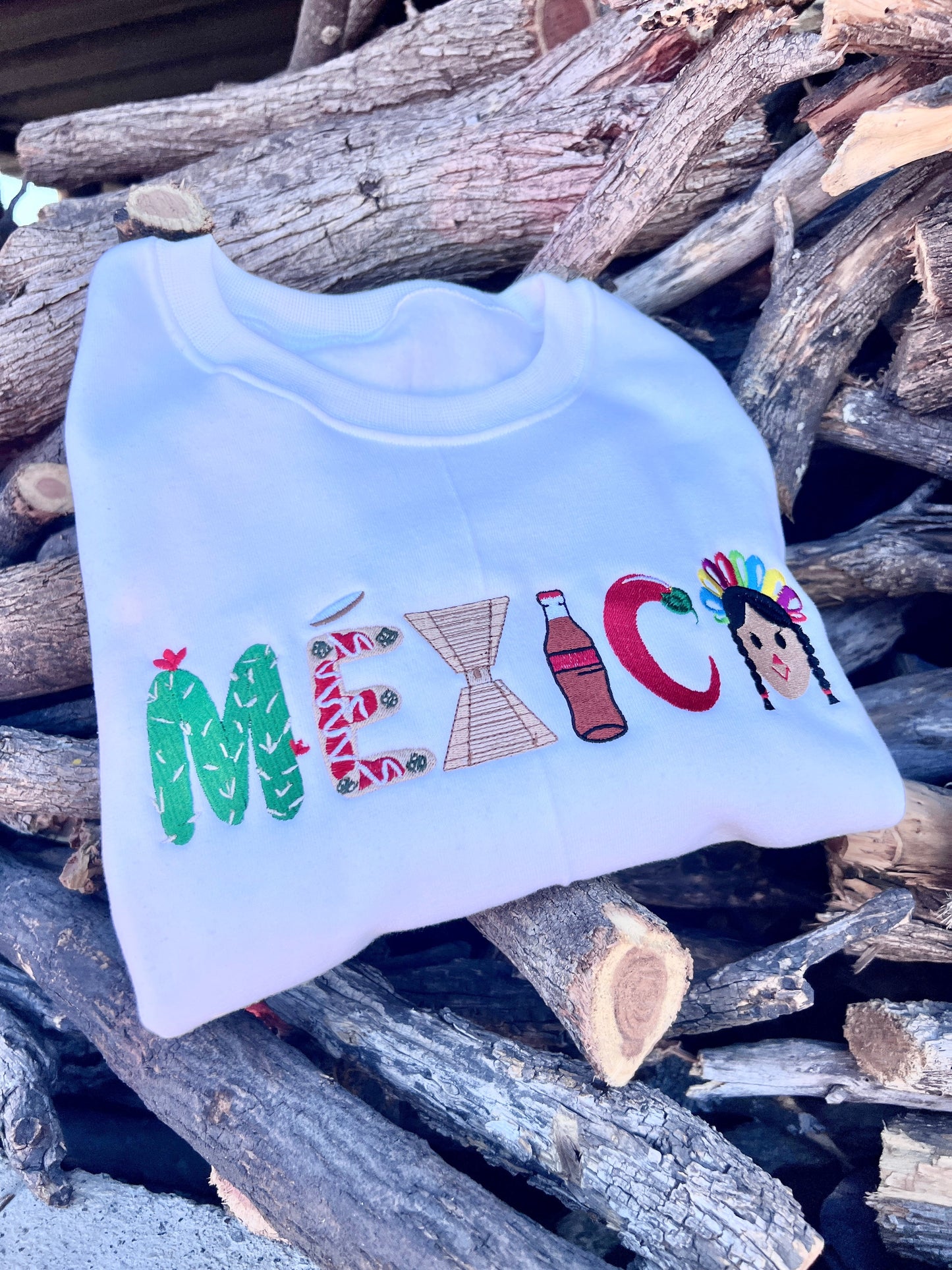 Mexico Embroidered sweater