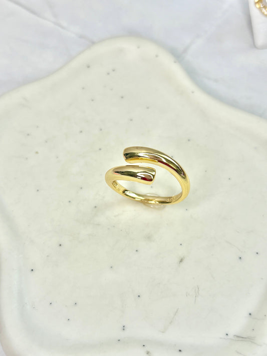 925 Sterling Silver Gold Plated Ring | Anillo minimalista en plata 925 dorada
