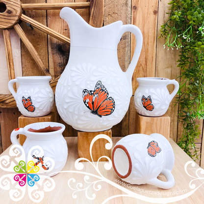 Mariposa Monarca White Espiga Pato Pitcher Set - 4 Mugs