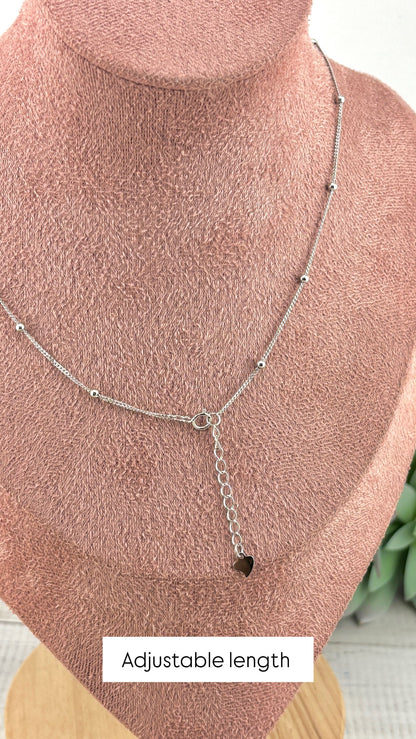 Witch Knot Necklace in 925 Silver with Beaded Chain | Collar nudo de bruja plata 925 con cadena de bolitas