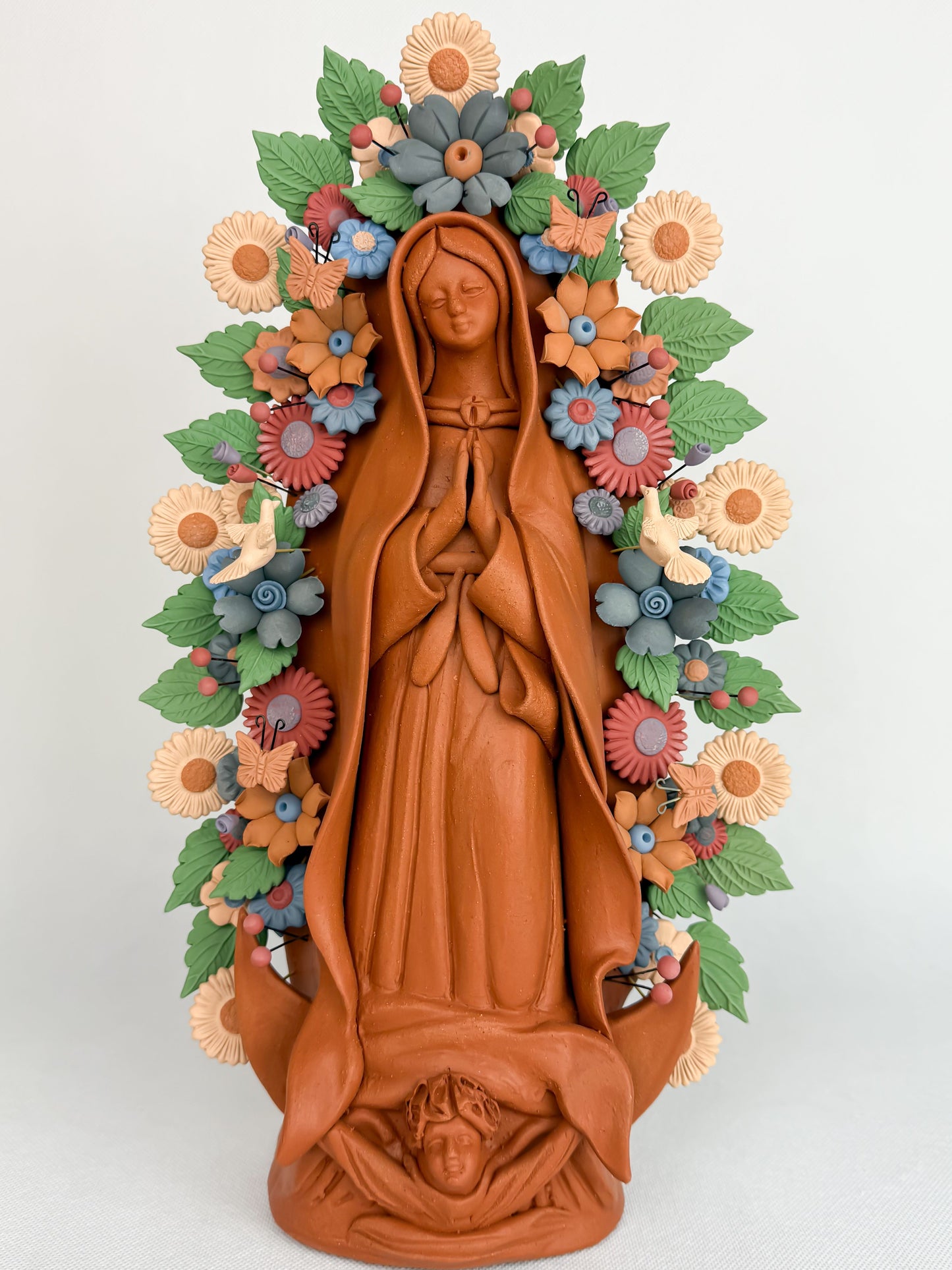 Virgen Guadalupe de Barro Pastillaje Metepec Clay Virgin