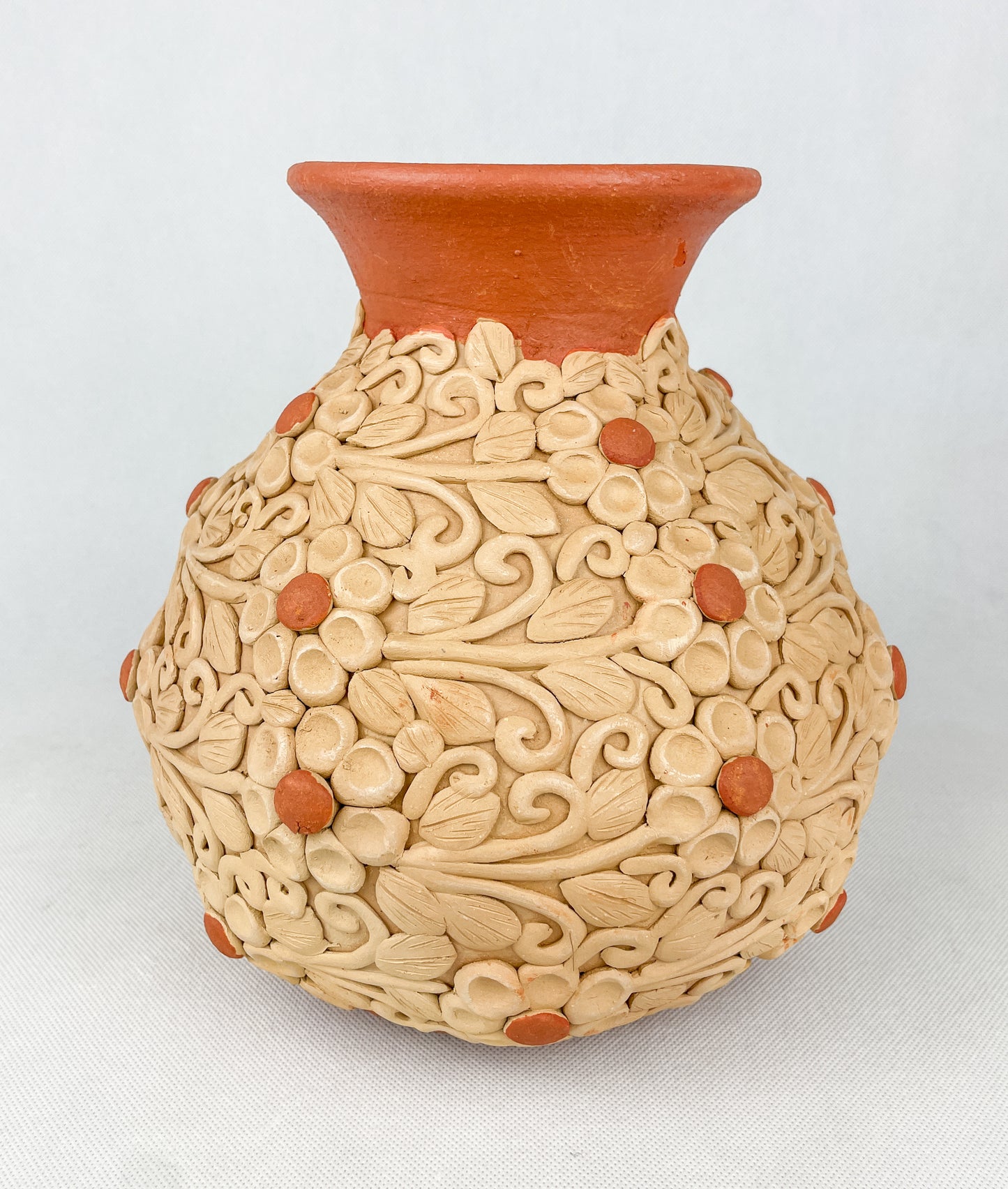 Colores Oaxaca Flower Vase Clay Embroidery 9 inches Jarron de Barro Bordado Florero De Barro