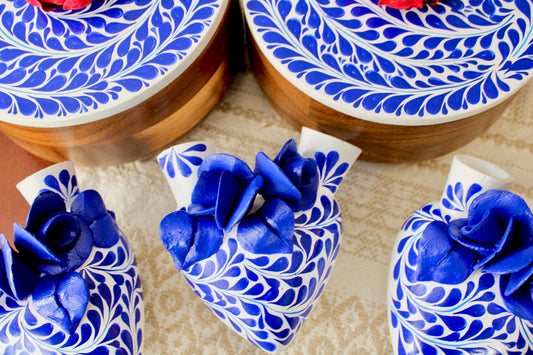 Clay Blue White Heart Wall Planter - Macetita Corazon Pared