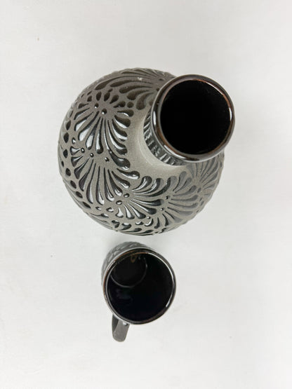 Mexican Black Talavera Style Water Bottle - Botellon Engobe Negro