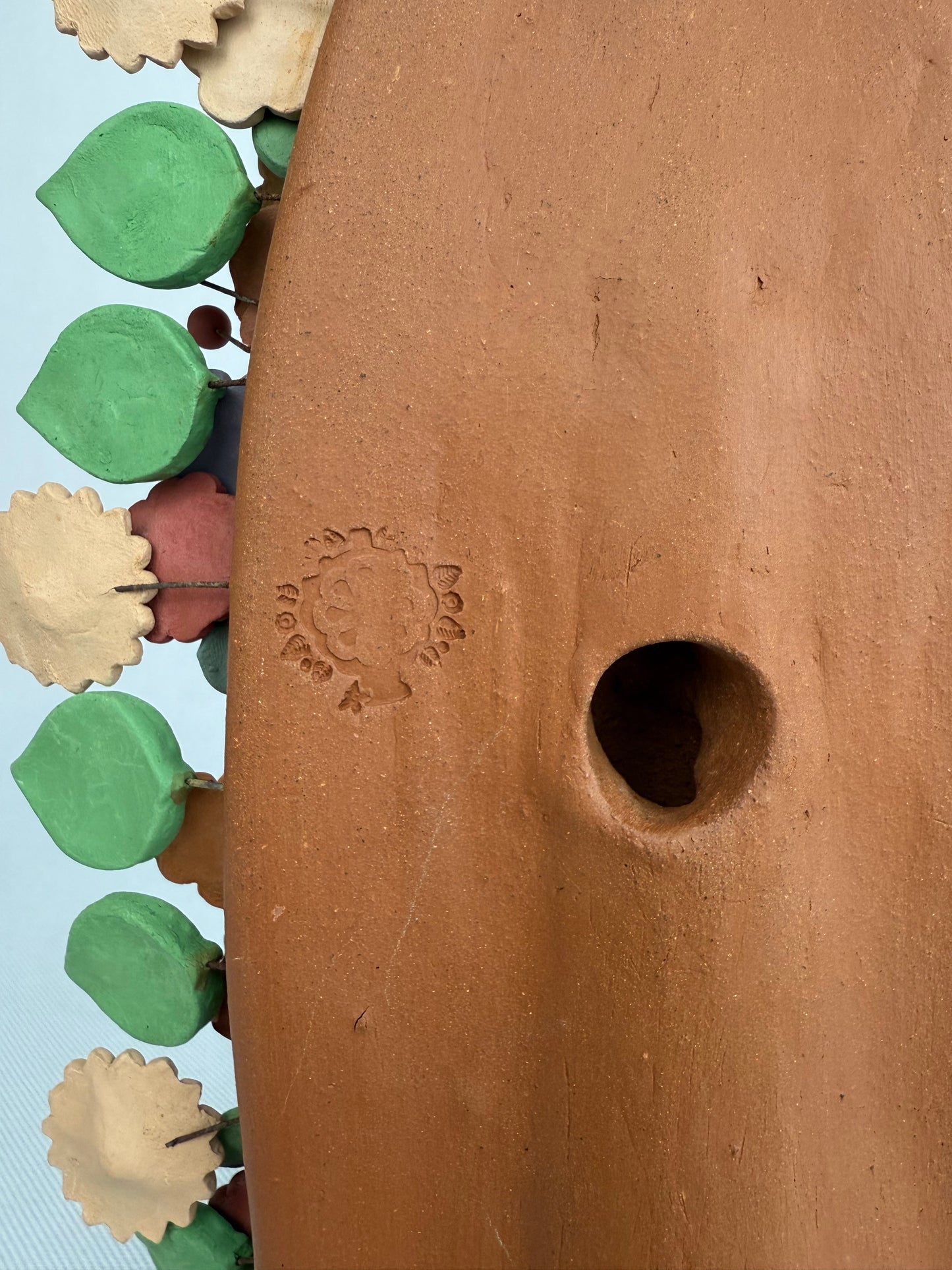 Virgen Guadalupe de Barro Pastillaje Metepec Clay Virgin