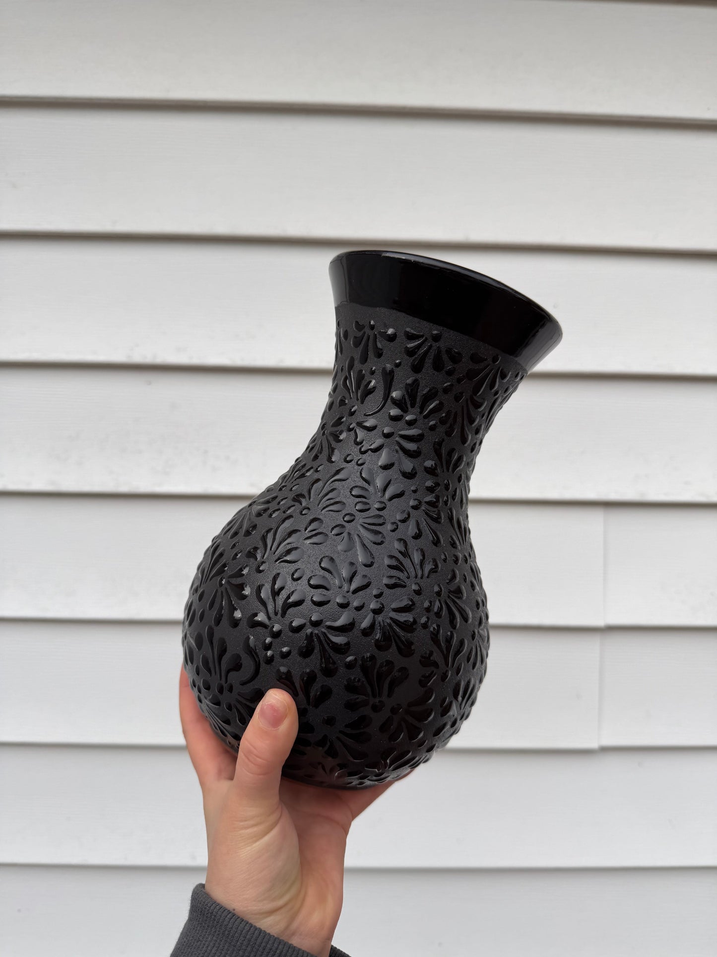 Talavera Style Black Clay Vase - Florero Negro