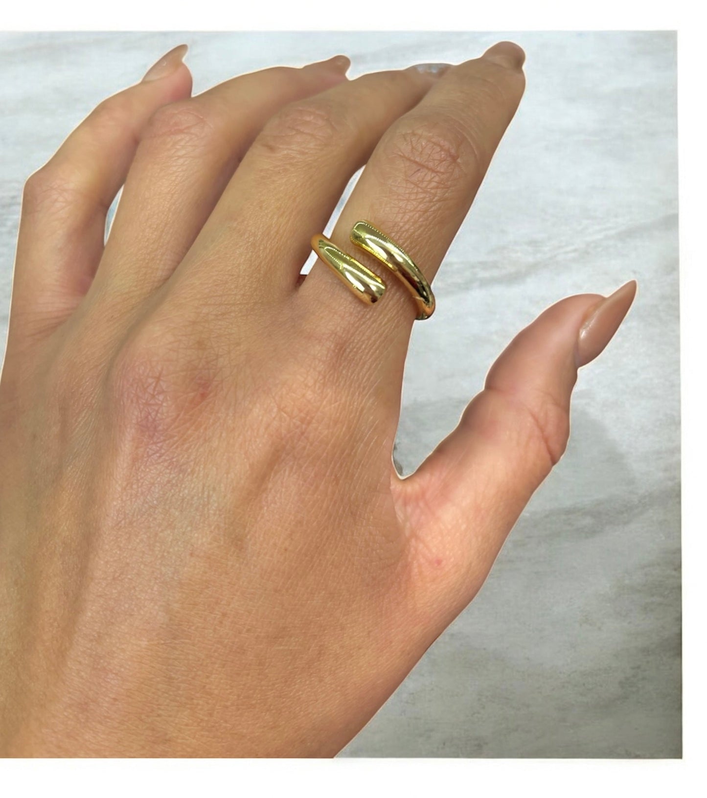 925 Sterling Silver Gold Plated Ring | Anillo minimalista en plata 925 dorada