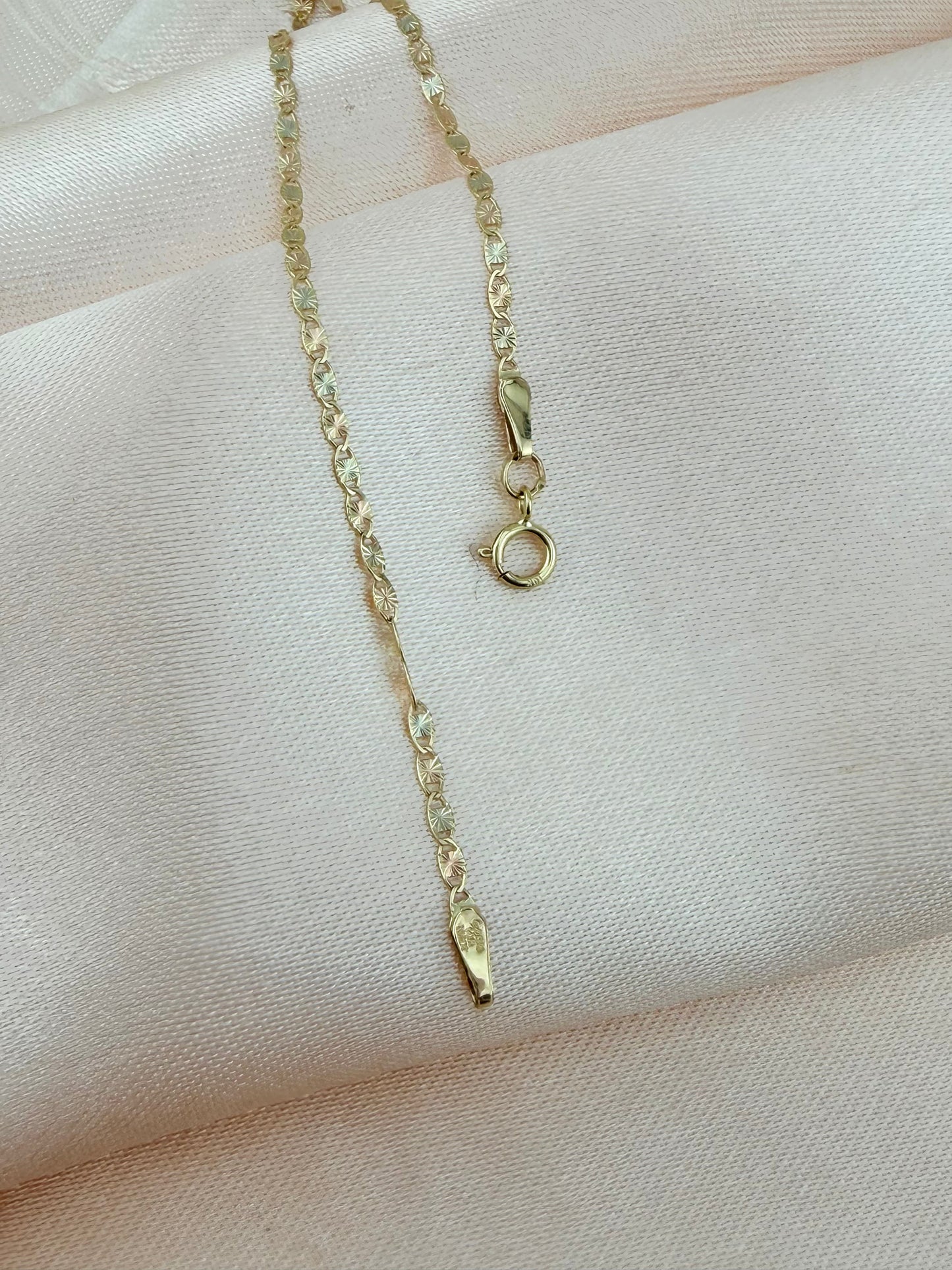 10K Solid Gold 3 Tone Diamond-Cut Chain 7" - Pulcera Oro