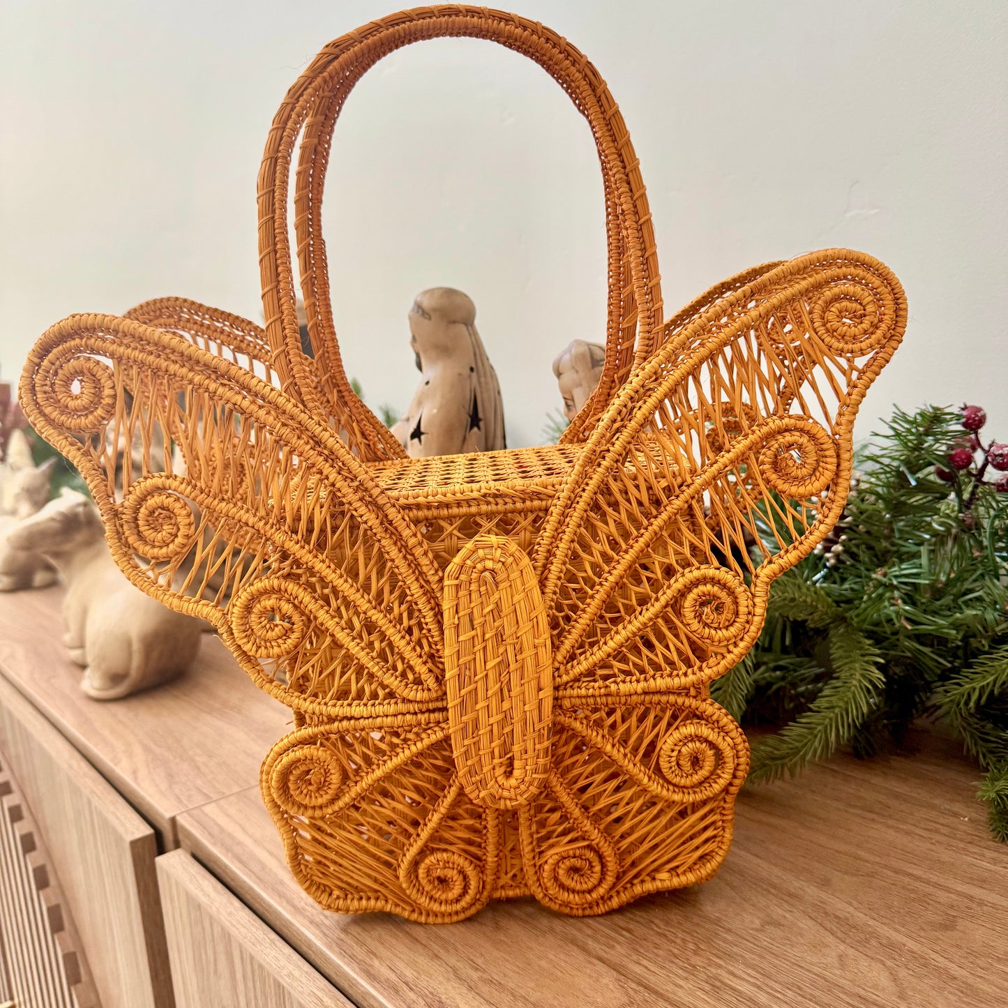 Natural Palm Butterfly “Hermila” Bag