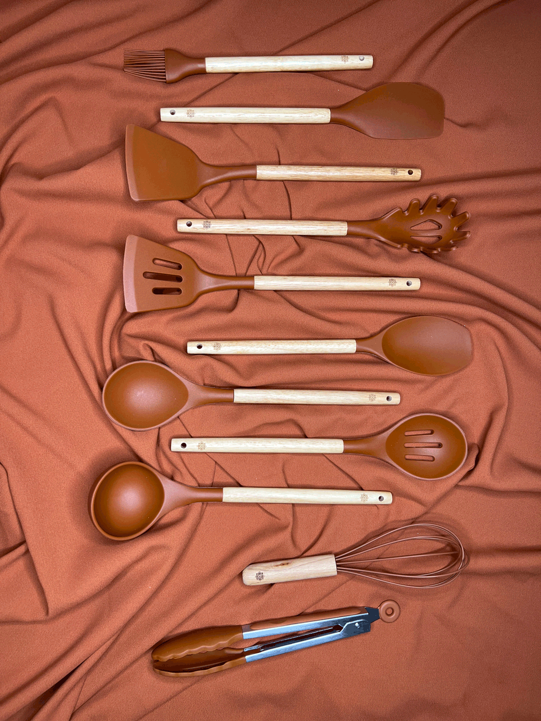 Terracotta Barro 12-Piece Utensil & Holder Set - Juego Porta Cucharas
