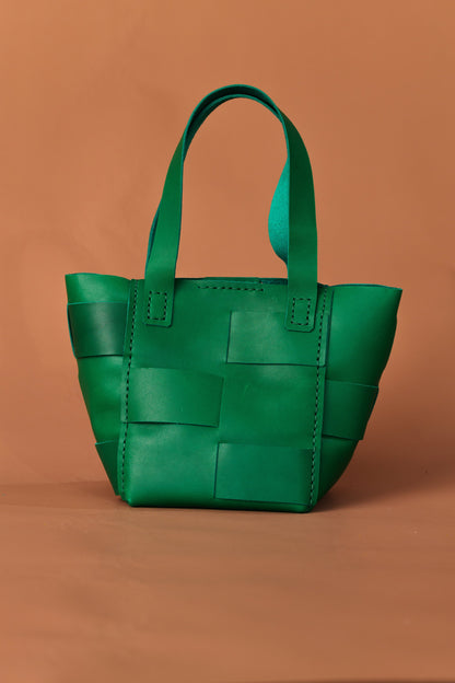 CARMEN BASKET BAG // GREEN