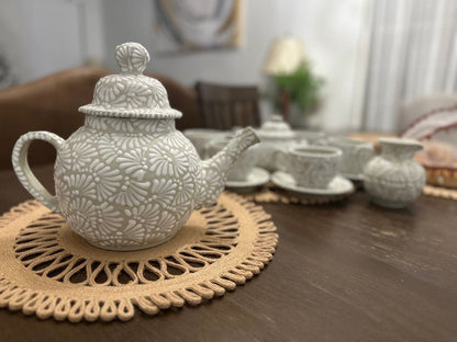Talavera Tea Set (Cream/White) - Juego de Te Blanco