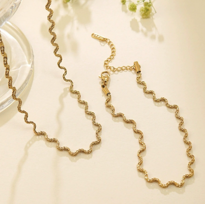 La Apuesta Necklace and Bracelet Gold Plated - Set Pulcera y Collar
