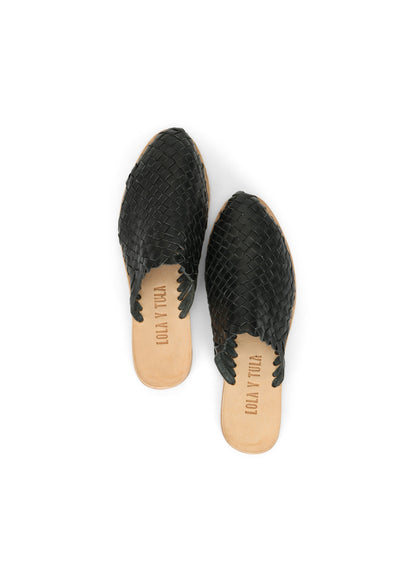 HAND WOVEN LEATHER SLIDES // BLACK