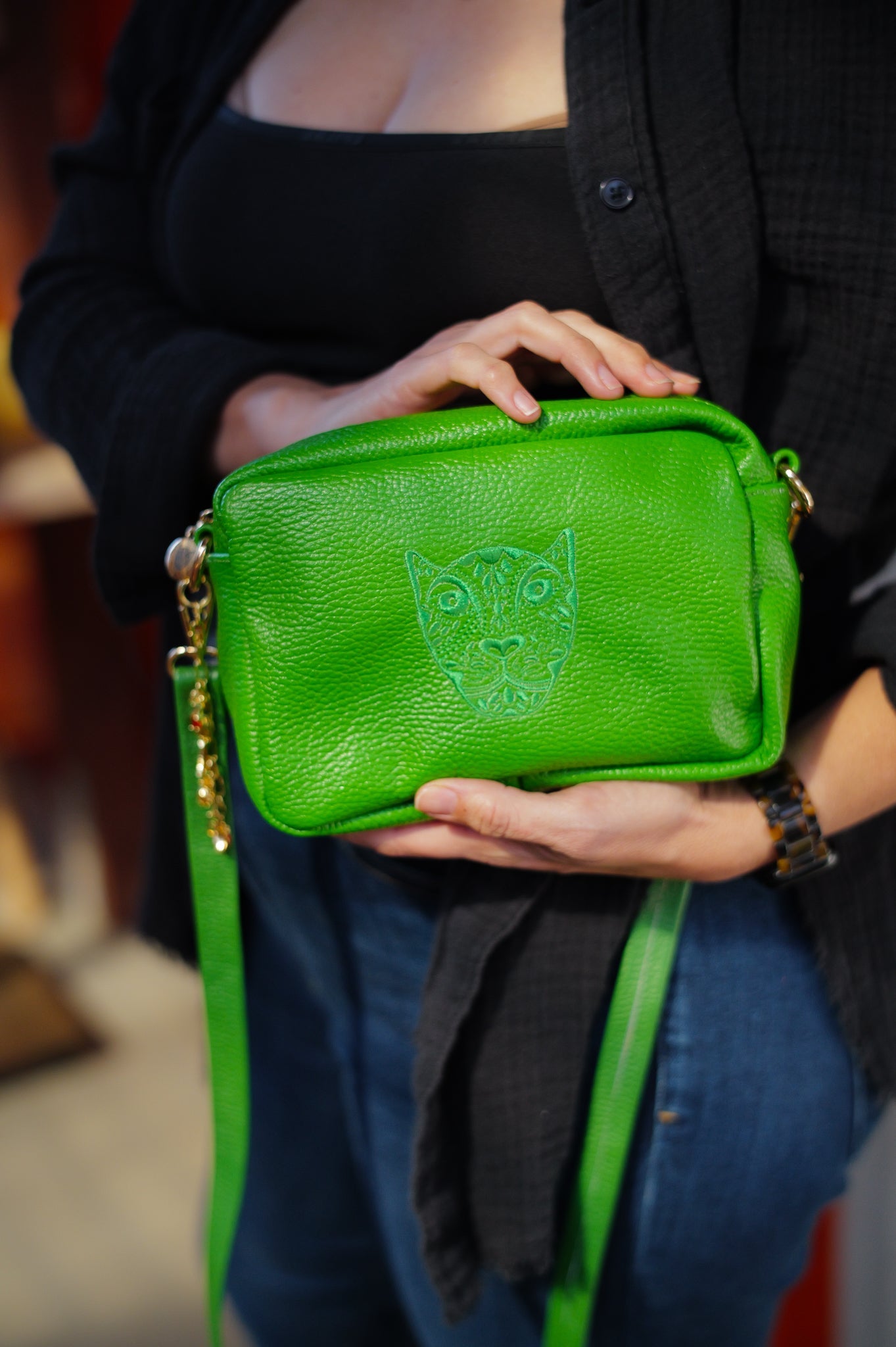 JAGUAR LUCIA CROSSBODY// GREEN