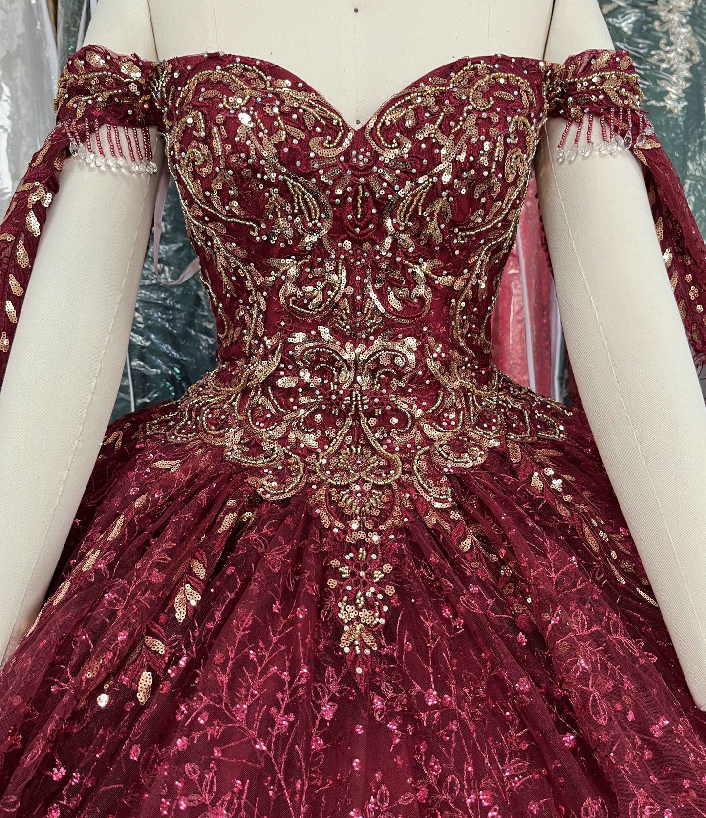 (LIVE 15 ) 15 ball gown mesh sleeves removeable