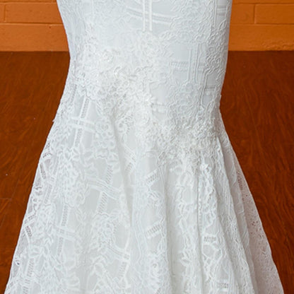 Elegant wedding dress