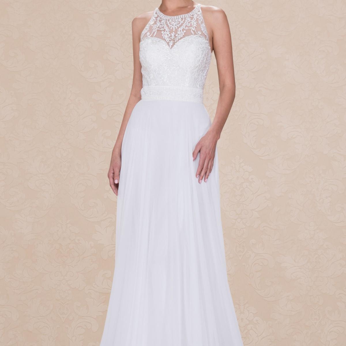 (LIVE 49) Solid color minimalist ultra long wedding dress.