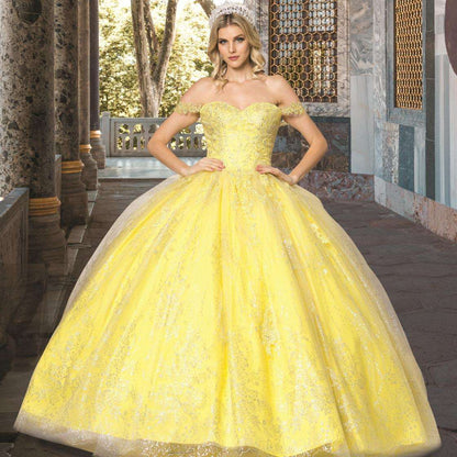 (LIVE 34) Fine gowns, weave dreamy tales.