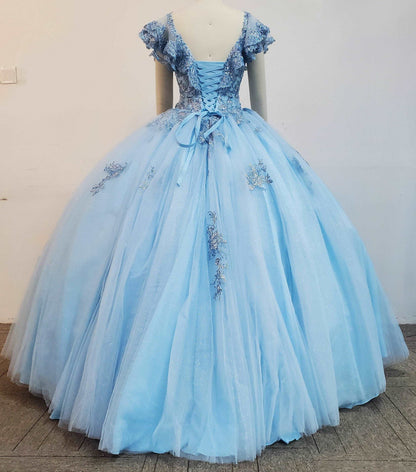 (LIVE 19) Elegant gowns, sparkling jewels, carve unique grace.