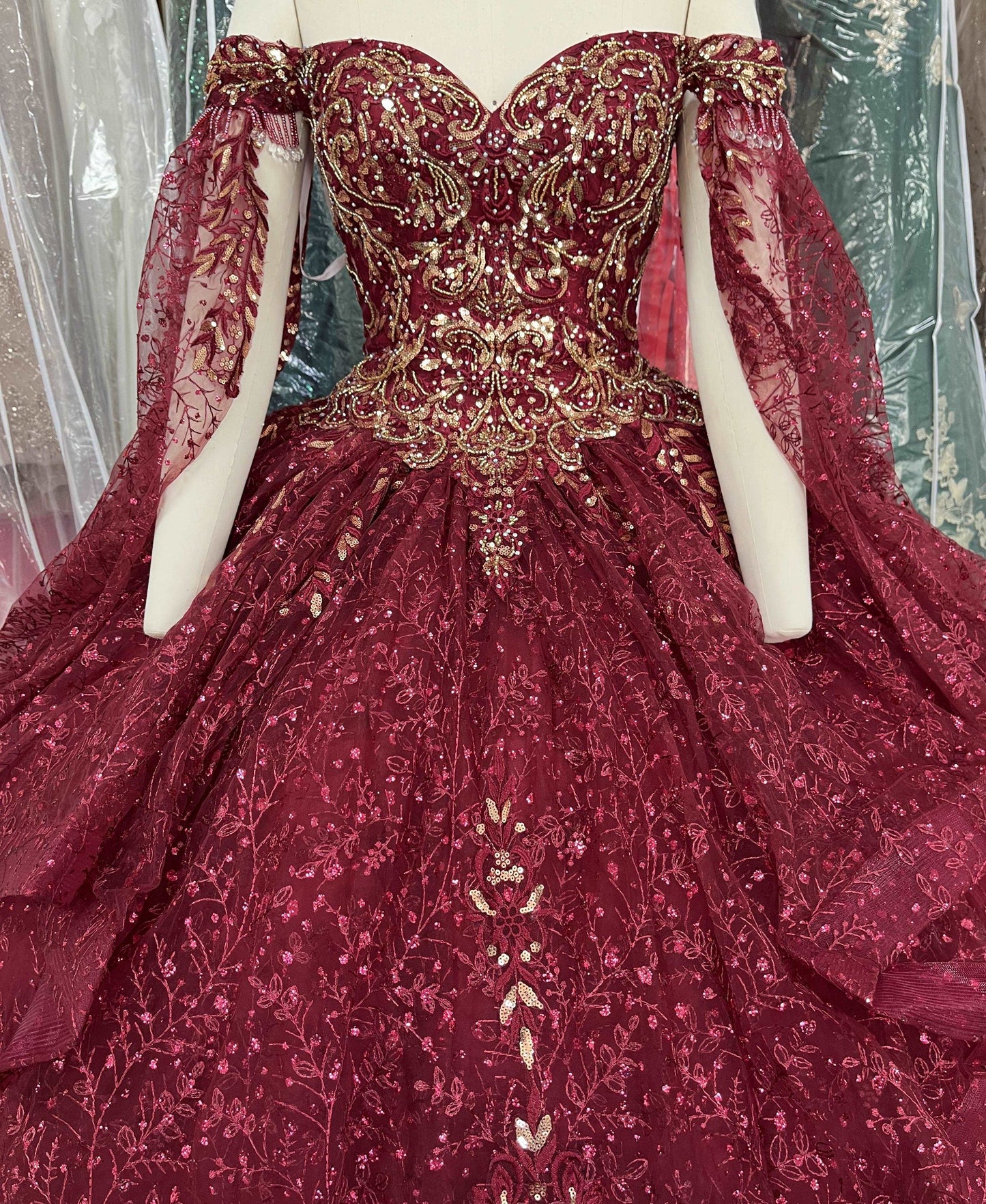 (LIVE 15 ) 15 ball gown mesh sleeves removeable