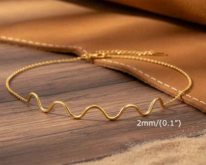 Olas de Poder Necklace Gold Plated - Collar de Olas