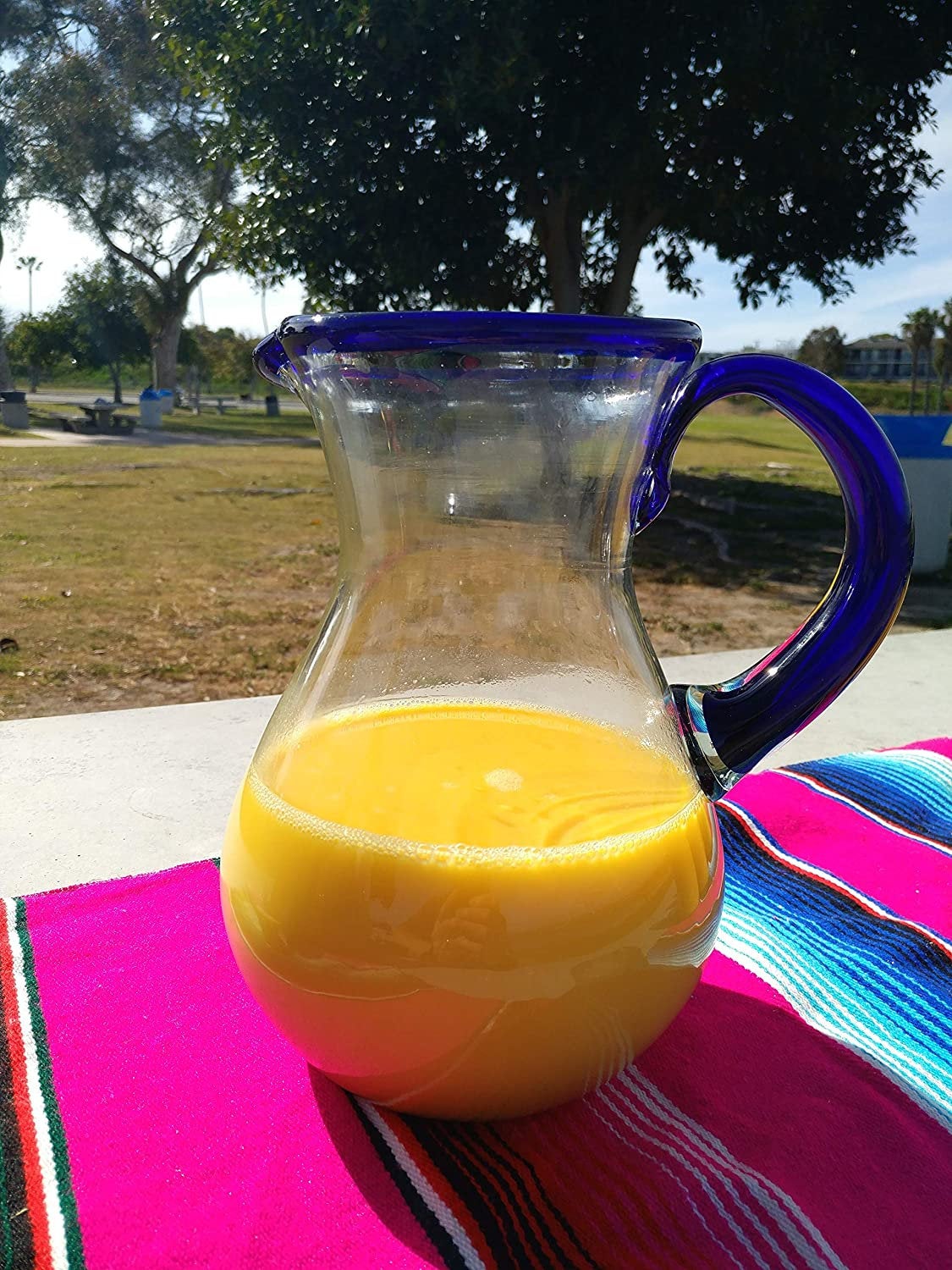 Cobalt Blue Rim & Handle Glass Pitcher – Juice, Margaritas, Water, Lemonade (84 oz)