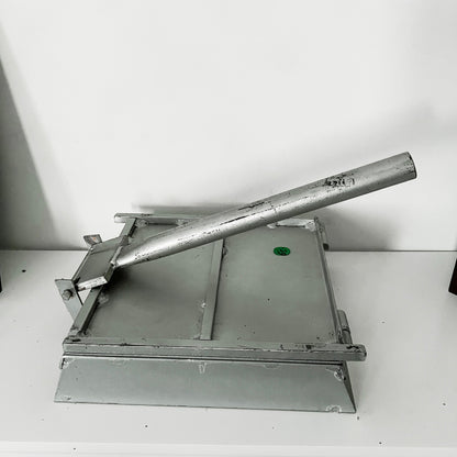 Metal Tortilla Press 9x9 - Maquina de Tortear