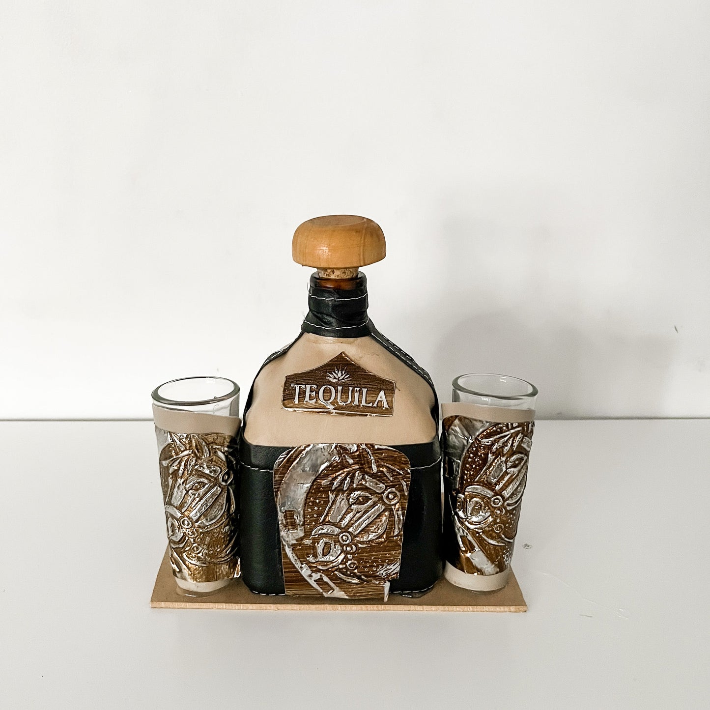 Mexican Shot Glasses Set - Tequilero de 2 shots